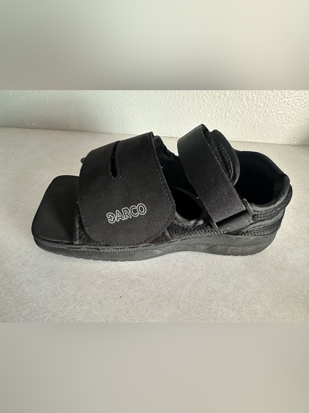 DARCO MedSurg Medical Surgical Shoe Post Op Women Sz M Square Toe Black. Pre Own